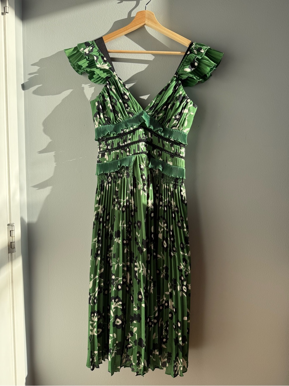 Self-Portrait Floral Green Off the shoulder dress